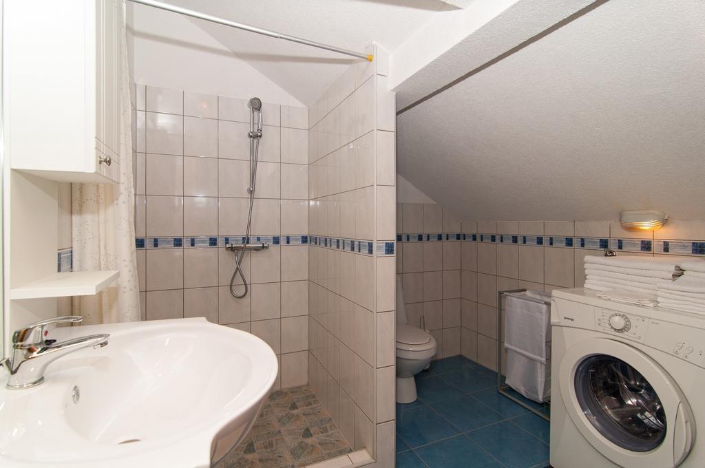 Apartments Corana Kaštela Rom bilde